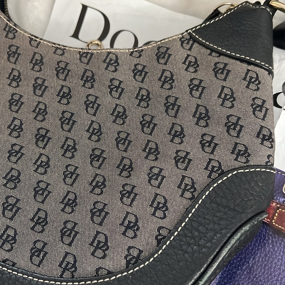 🔥Dooney & Bourke - Picture 16 of 16